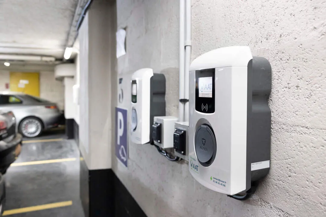 L'&eacute;quipe derri&egrave;re MgTEC Elec