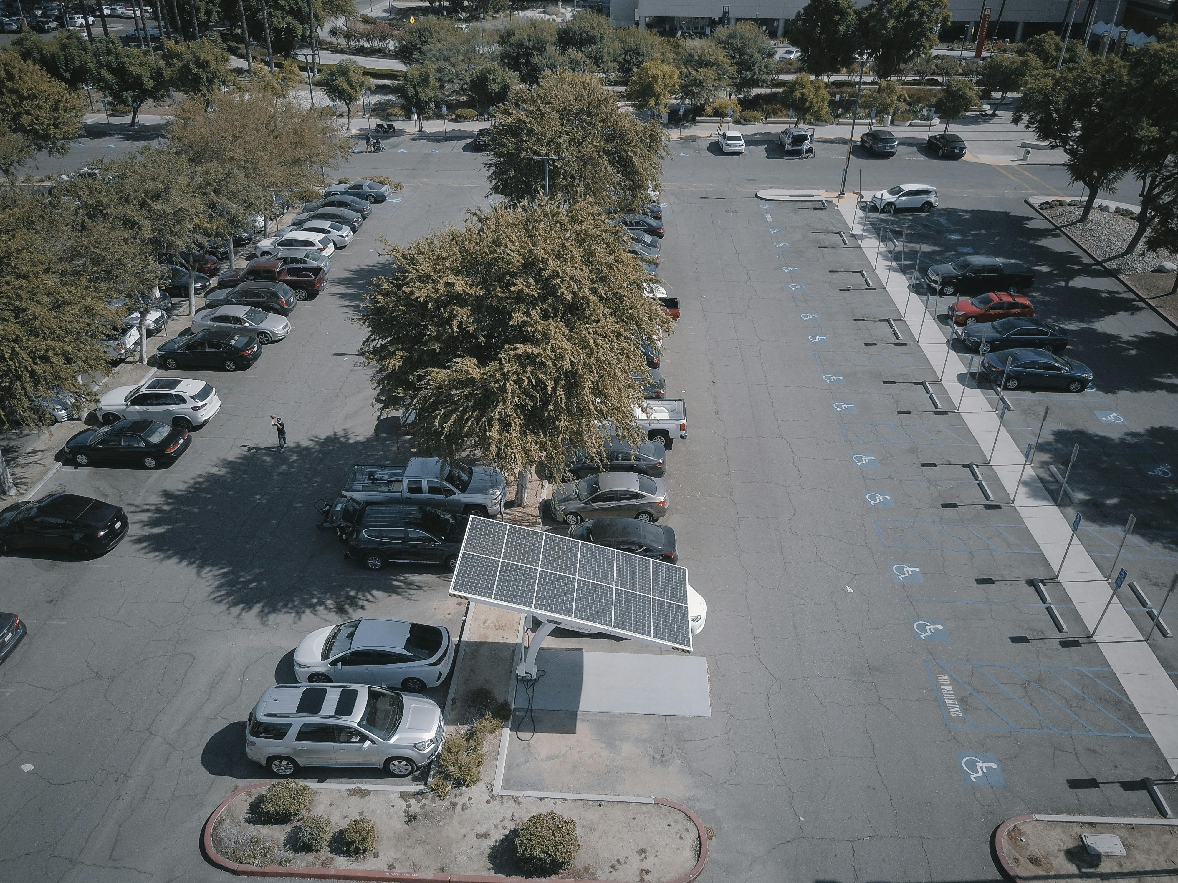 IRVE en entreprise : comment préparer un parking prêt pour demain
